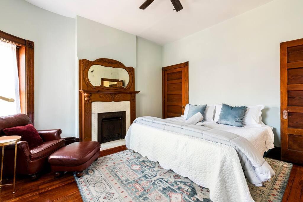Spacious Castle House W/ Yard + Great Location!